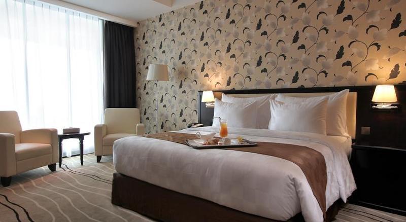 โฟร์ พอยต์ บาย เชอราตัน เมดาน Hotel ภายนอก รูปภาพ