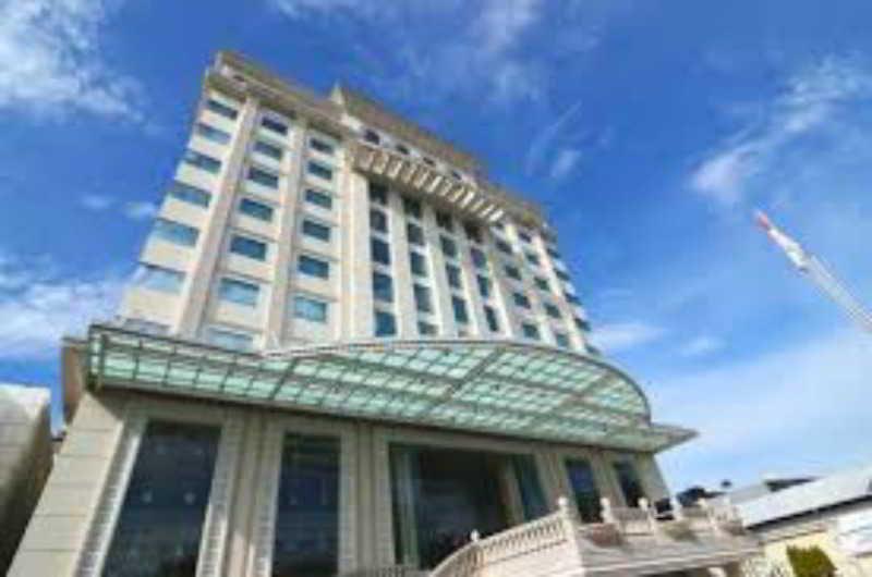 โฟร์ พอยต์ บาย เชอราตัน เมดาน Hotel ภายนอก รูปภาพ